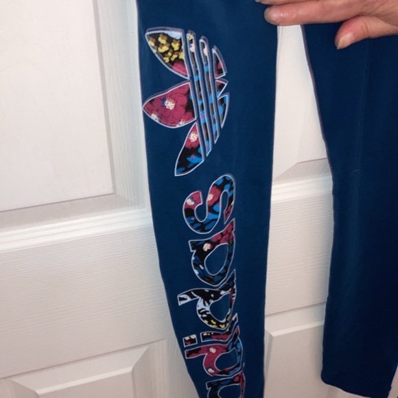 Adidas Leggings size S - Picture 2 of 2